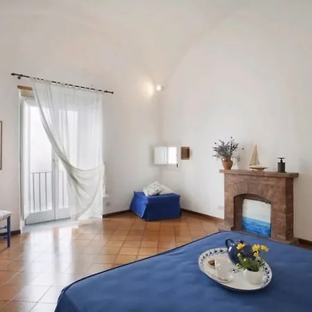 Locappart Paradiso * Минори