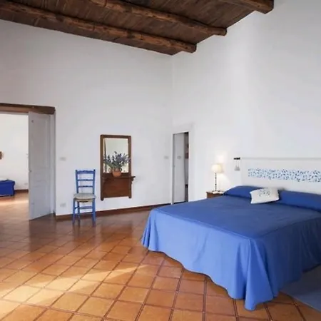 Locappart Paradiso * Минори